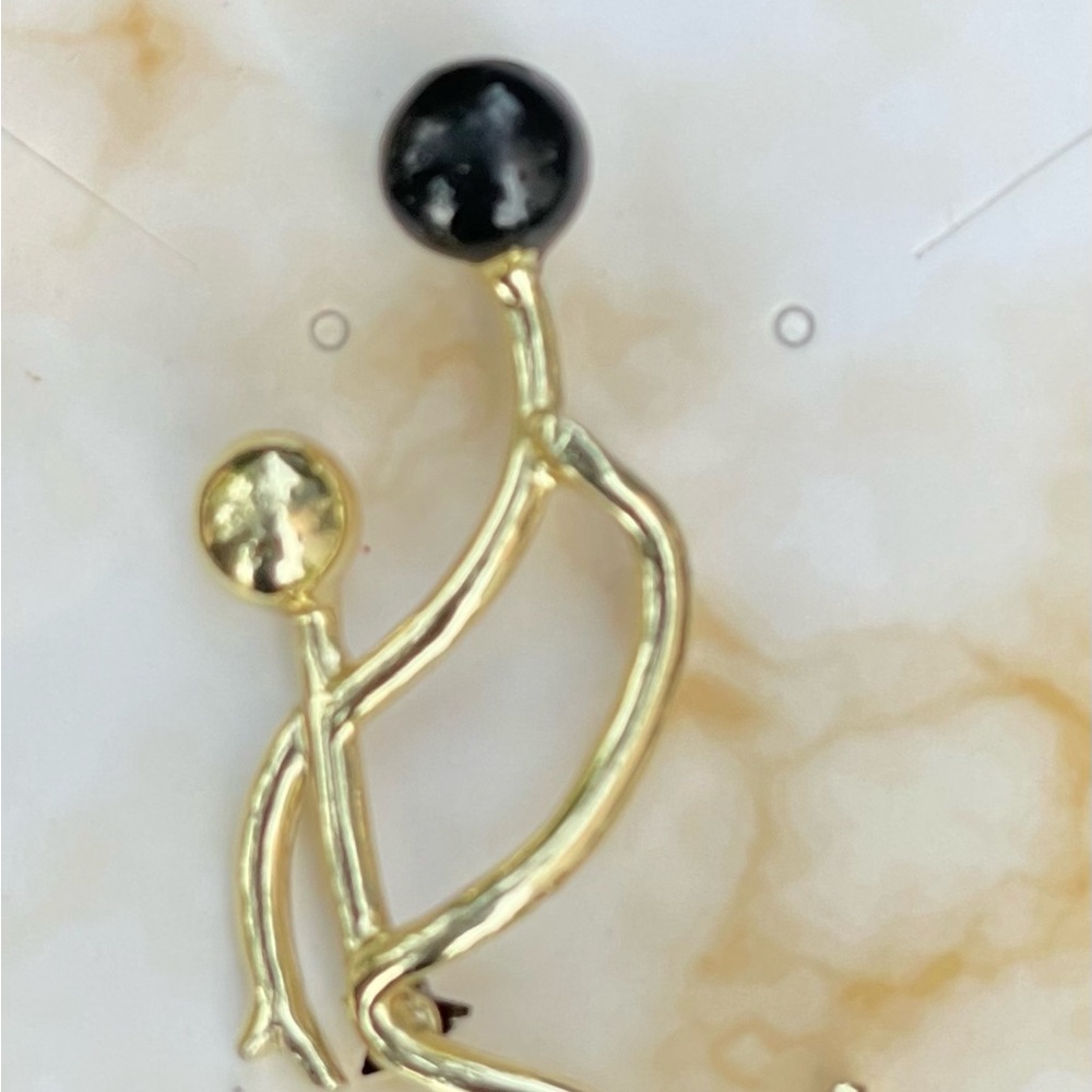 Brooch